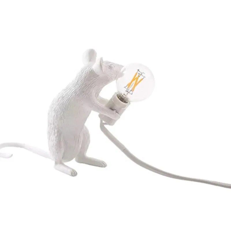 White sitting mouse